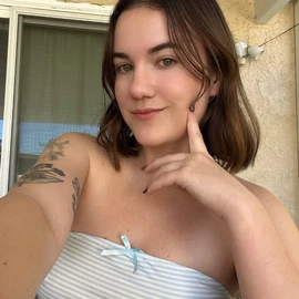 Natalie Gomezz profile image