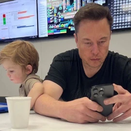 Elon musk profile image
