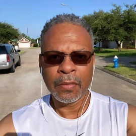 Jeff Thomas profile image