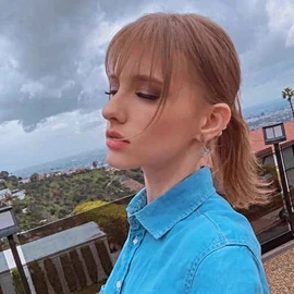 Angela Robert profile image