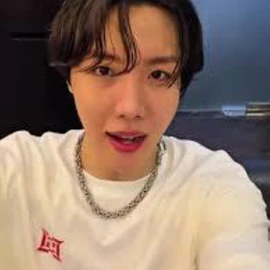 j hope profile image