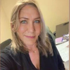 Jennifer Aniston 󱢏 profile image