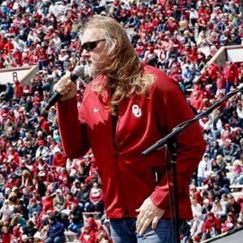 Trace Adkins profile image