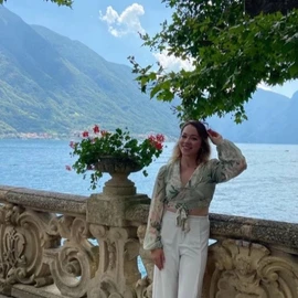 Dorkyy Diana profile image