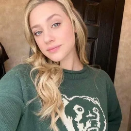 Molli Mercer Berry profile image