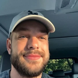 daniel James profile image