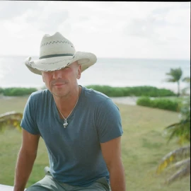 Kenny Chesney profile image