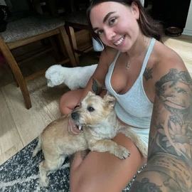 Danielle Hayes profile image