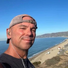 kenny Chesney profile image