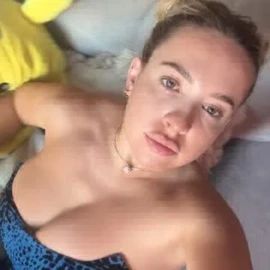 bella kangley profile image