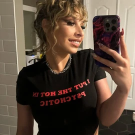 Carolyn Mikayla profile image
