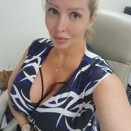 Claire profile image
