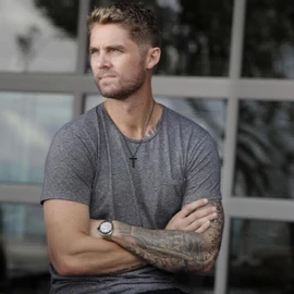 Brett young profile image