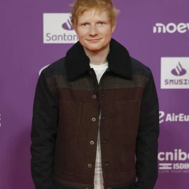 ES SHEERAN profile image