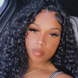 Esther profile image