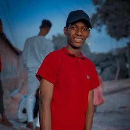 FAWAAZ APAUPAKAR HUSSEIN profile image