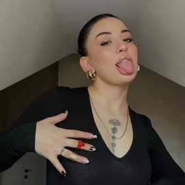 Kate Marlon profile image