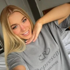 mary lizzy profile image