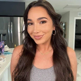 Karlee Grey profile image