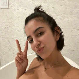 Lena Nersesian profile image