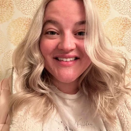 Mary Creator profile image