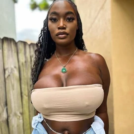 Teresa Lavae profile image