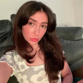 bella Smith profile image