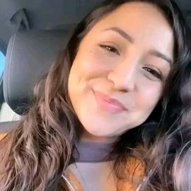 JANNY ROSE profile image