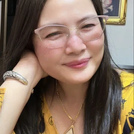 เฟิร์น เฟิร์น profile image