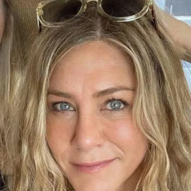 Jennifer Aniston profile image