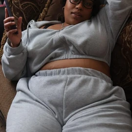 Queencurvy614 profile image