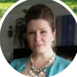 Laura Burns profile image
