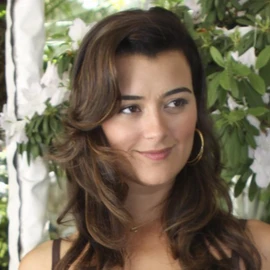 María José de profile image