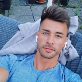 Davis William profile image