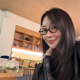 Stephanie jones profile image