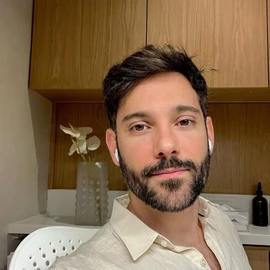 Raymond Williams profile image