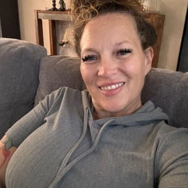 Rose Ginny profile image