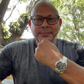 EINAR Derek profile image