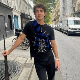 Manu Ríos profile image