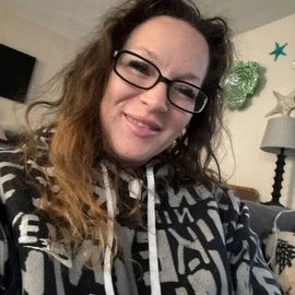Hannah Elizabeth profile image