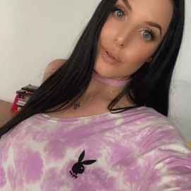 Angela White profile image