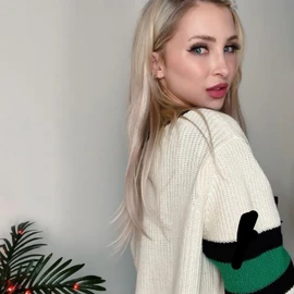 Tovi Maya Ashna profile image