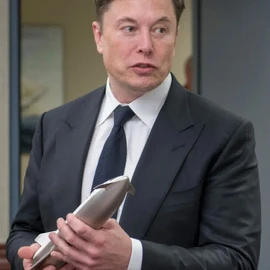 Elon musk profile image