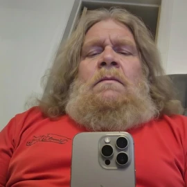 Jonathan weeb profile image