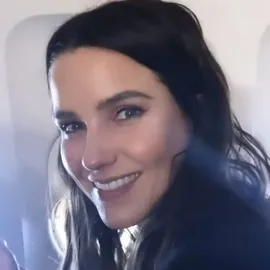 Sophia Bush profile image