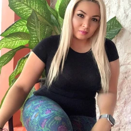 Jennifer Rose profile image