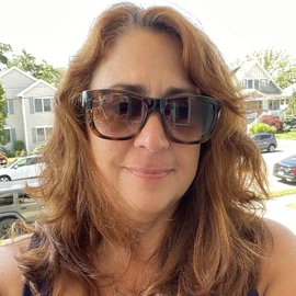 Donna S profile image