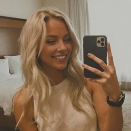 Amanda Starlily profile image