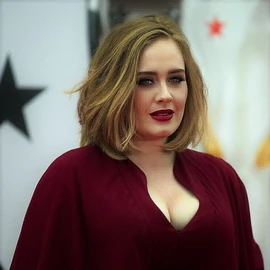 Mila Klein profile image