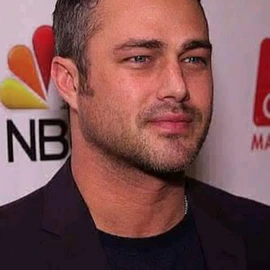 Taylor Kinney profile image